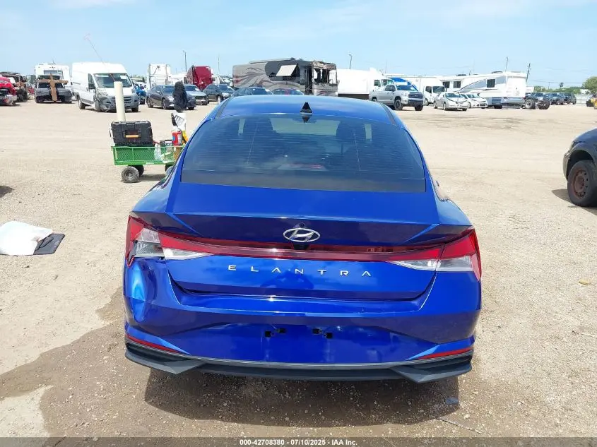 2022 HYUNDAI ELANTRA SEL