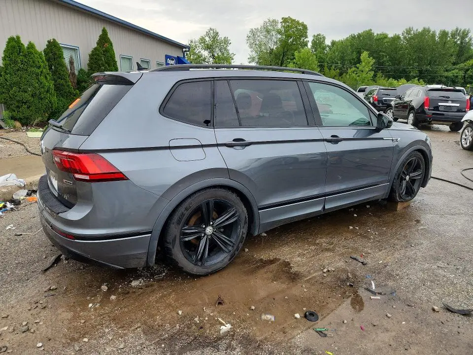 2019 VOLKSWAGEN TIGUAN SE/SEL/SEL R-LINE JET-BLACK/SE  