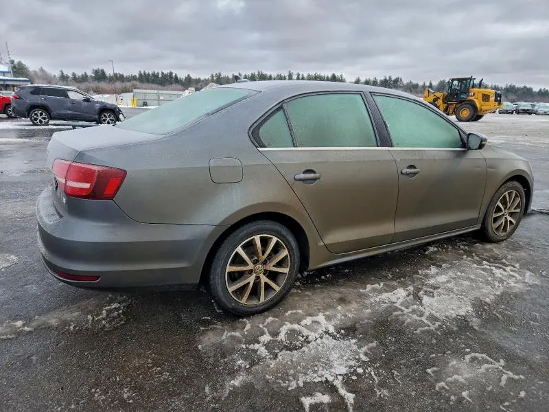 2017 VOLKSWAGEN JETTA SE  