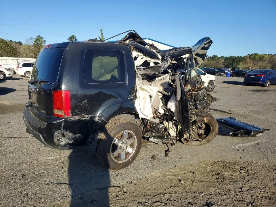 2011 HONDA PILOT TOURING  