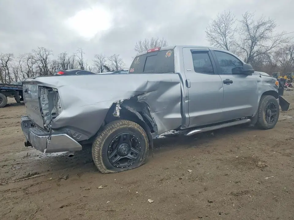2014 TOYOTA TUNDRA SR5  
