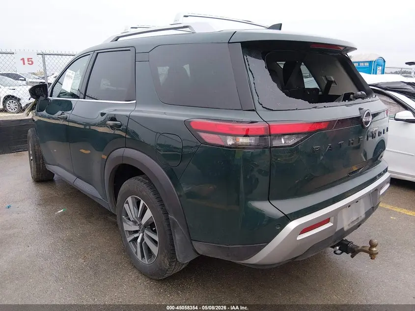 2024 NISSAN PATHFINDER SL FWD