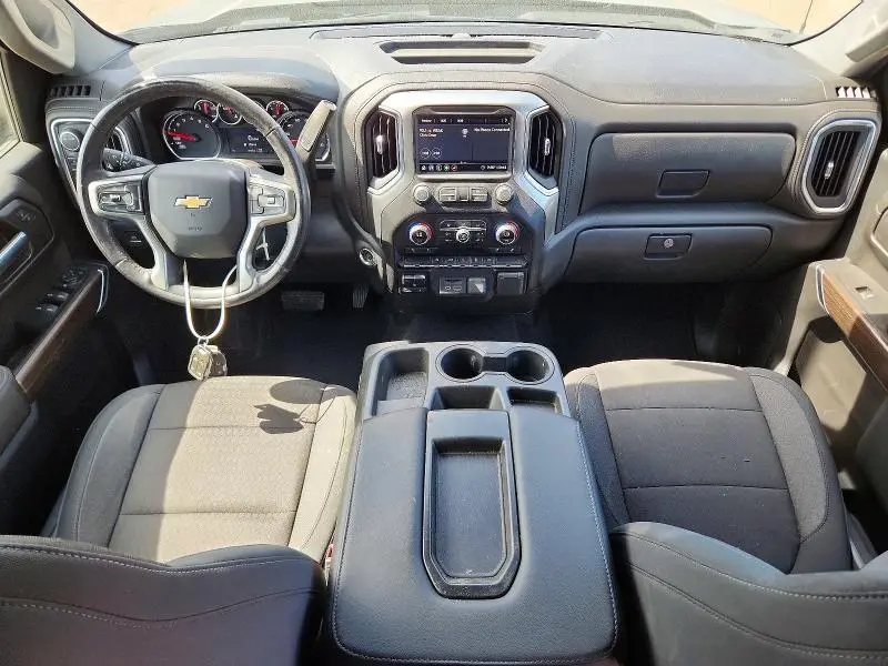 2020 CHEVROLET SILVERADO K1500 LT  