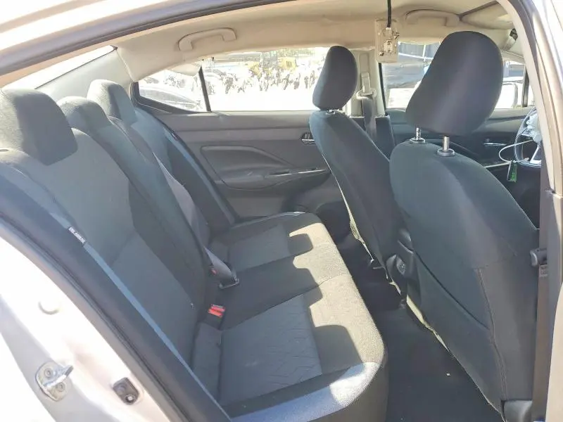 2024 NISSAN VERSA SV  