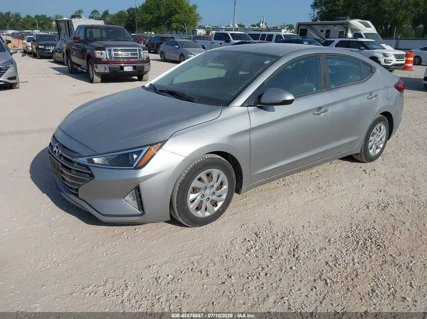 2020 HYUNDAI ELANTRA SE