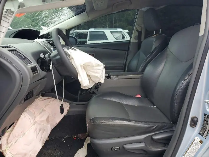 2012 TOYOTA PRIUS V FIVE  