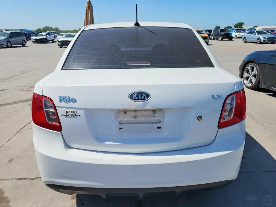 2011 KIA RIO LX  