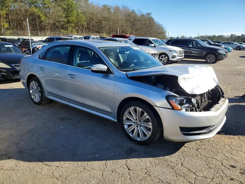 2013 VOLKSWAGEN PASSAT SEL  