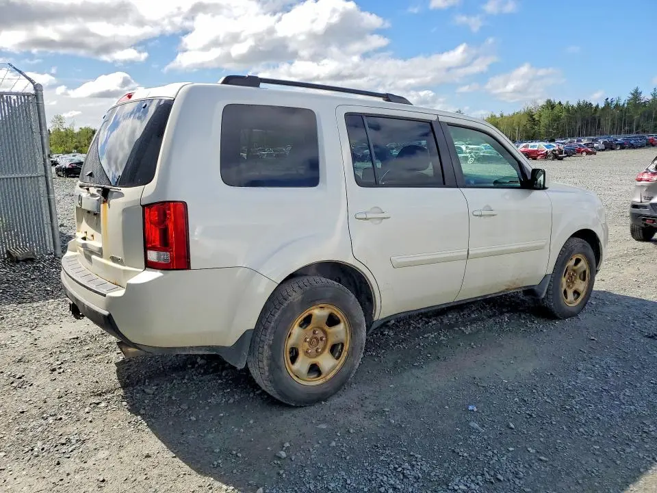 2011 HONDA PILOT EX  