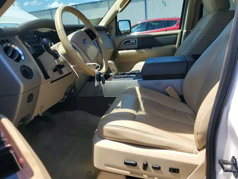 2011 FORD EXPEDITION XLT  