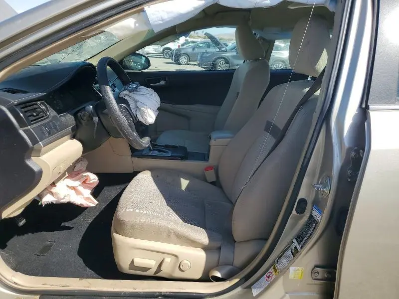 2014 TOYOTA CAMRY LE  
