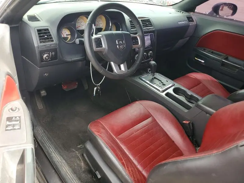 2013 DODGE CHALLENGER SXT  