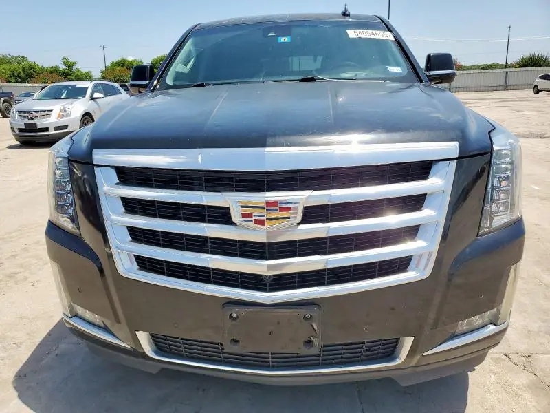 2017 CADILLAC ESCALADE LUXURY  