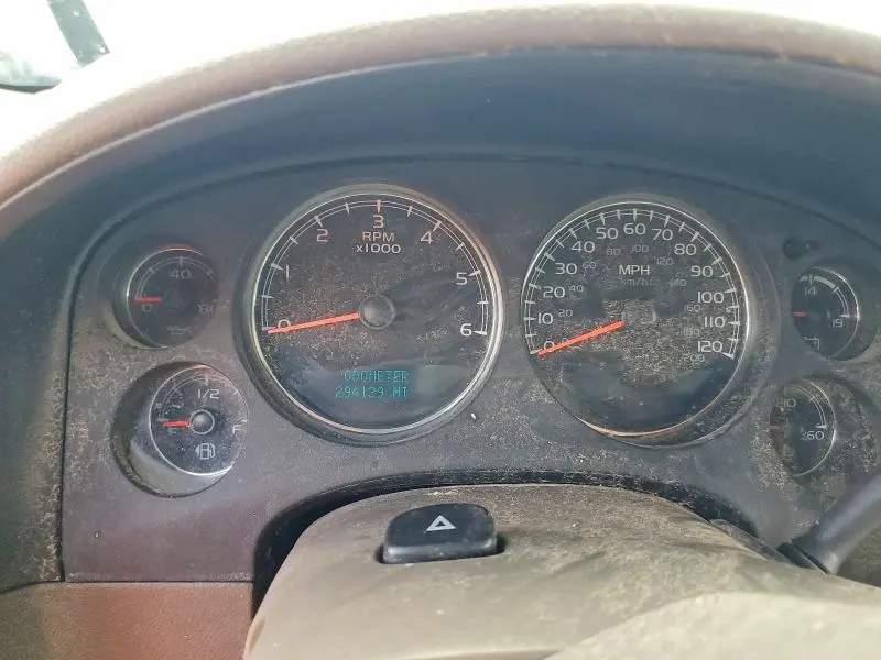 2012 CHEVROLET SUBURBAN C1500 LT  