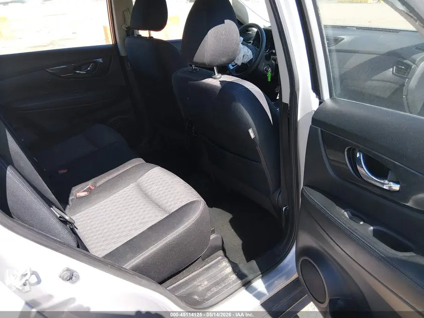 2017 NISSAN ROGUE S