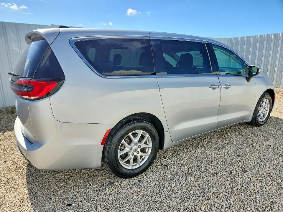 2023 CHRYSLER PACIFICA TOURING L  