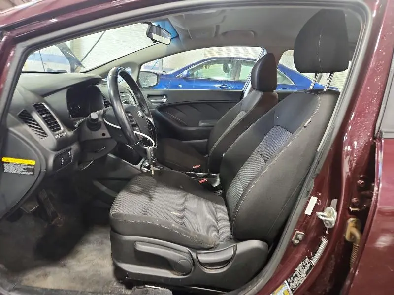 2017 KIA FORTE LX  