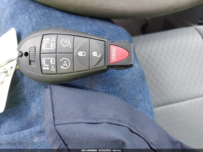 2010 DODGE GRAND CARAVAN SE