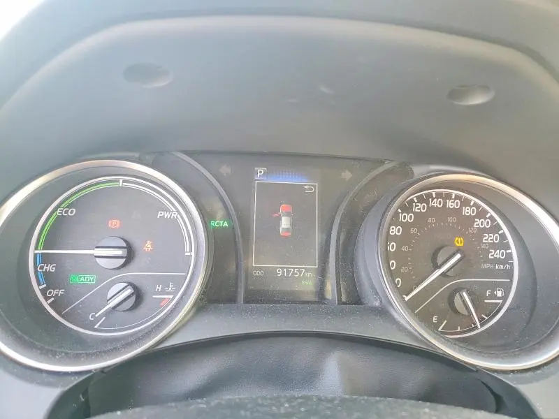 2022 TOYOTA CAMRY XLE  