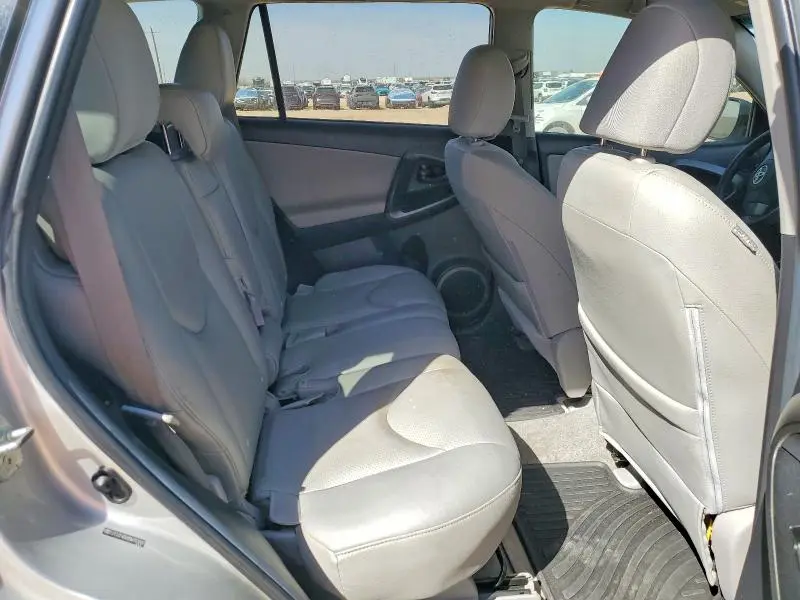 2011 TOYOTA RAV4 BASE  