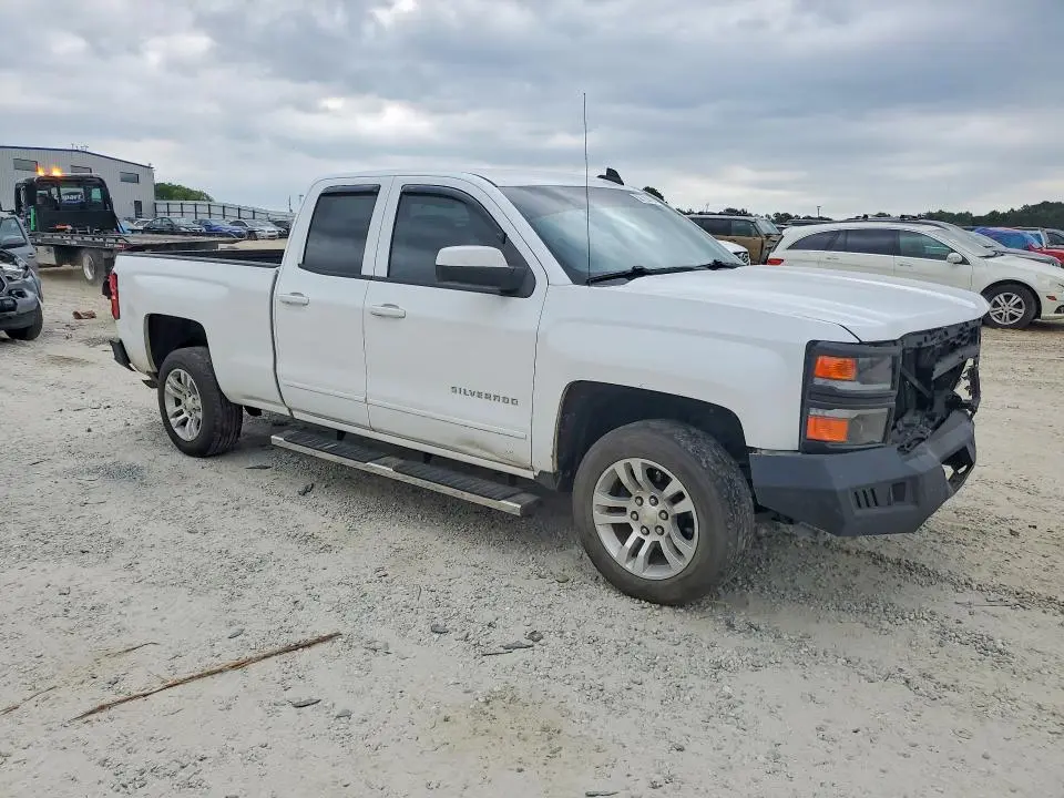 2015 CHEVROLET SILVERADO C1500 LT  