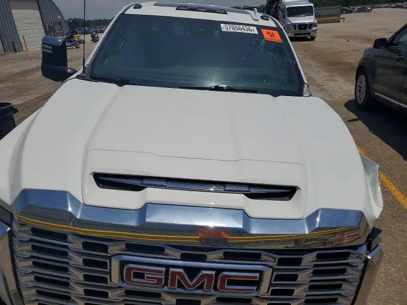 2024 GMC SIERRA K2500 DENALI  