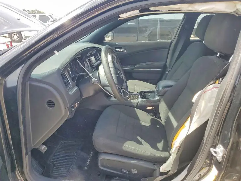 2013 DODGE CHARGER SE  