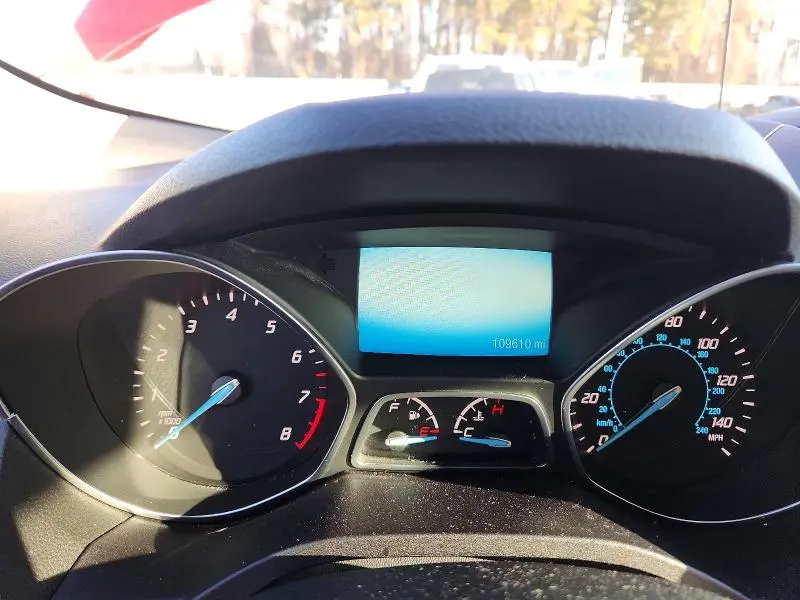 2016 FORD ESCAPE SE  