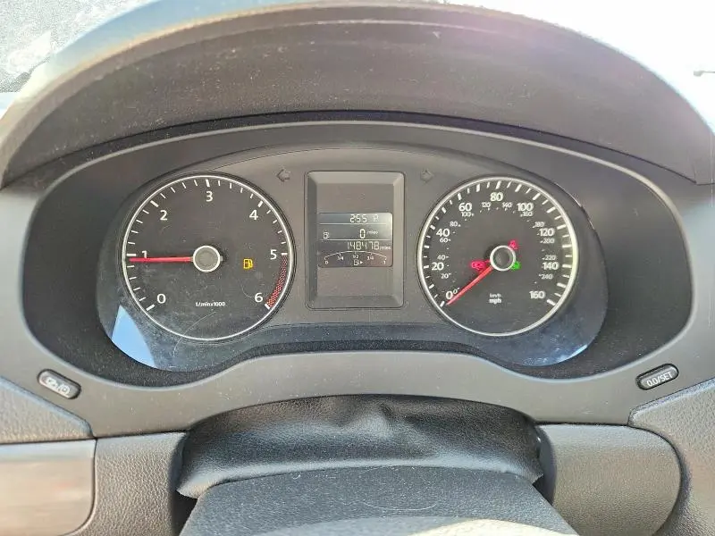 2013 VOLKSWAGEN JETTA TDI  