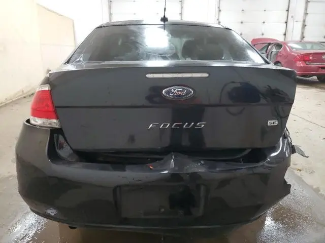 2010 FORD FOCUS SE  