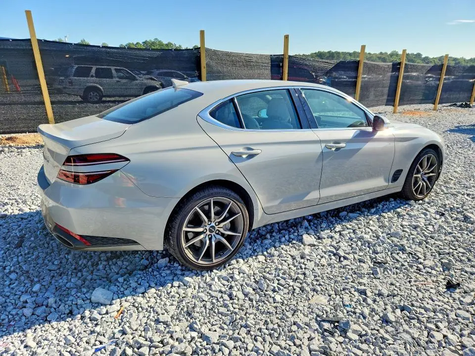 2025 GENESIS G70 2.5T STANDARD  