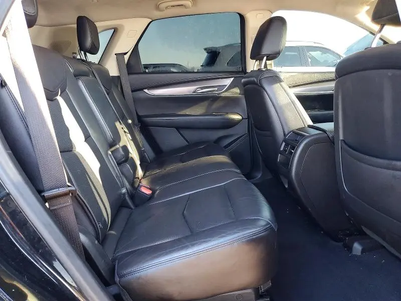 2019 CADILLAC XT5 LUXURY  