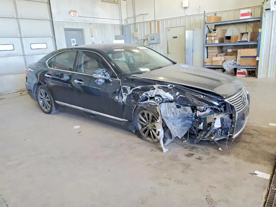 2014 LEXUS LS 460  