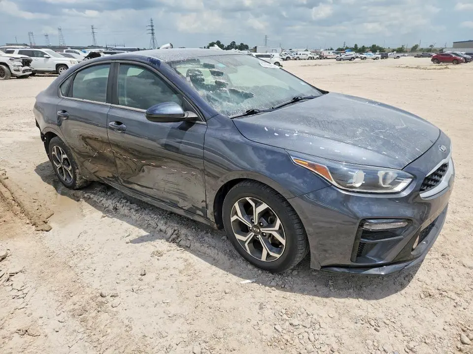 2020 KIA FORTE LXS  