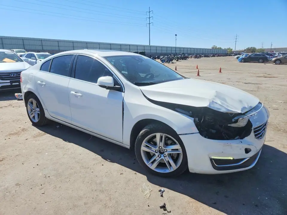 2014 VOLVO S60 T5  