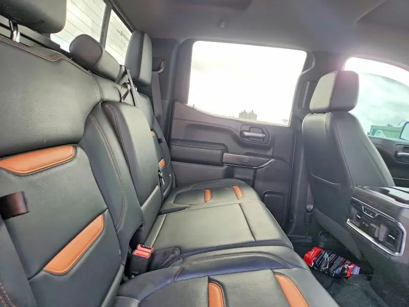 2020 CHEVROLET SILVERADO K1500 LT  