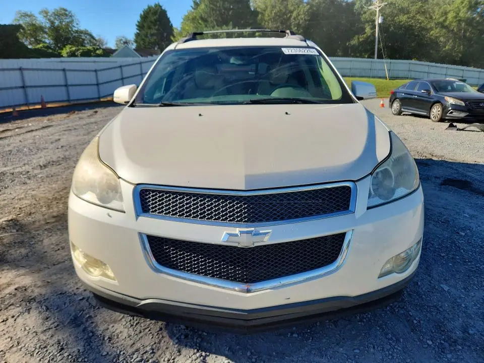 2012 CHEVROLET TRAVERSE LT  