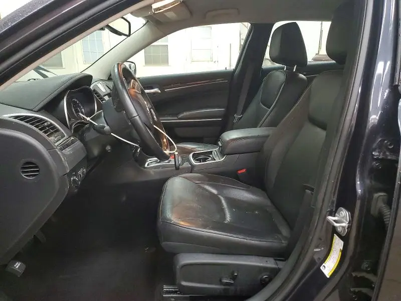2019 CHRYSLER 300 LIMITED  