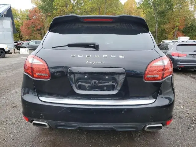 2012 PORSCHE CAYENNE