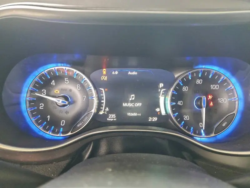 2018 CHRYSLER PACIFICA LIMITED  