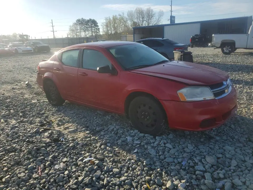 2013 DODGE AVENGER SE  