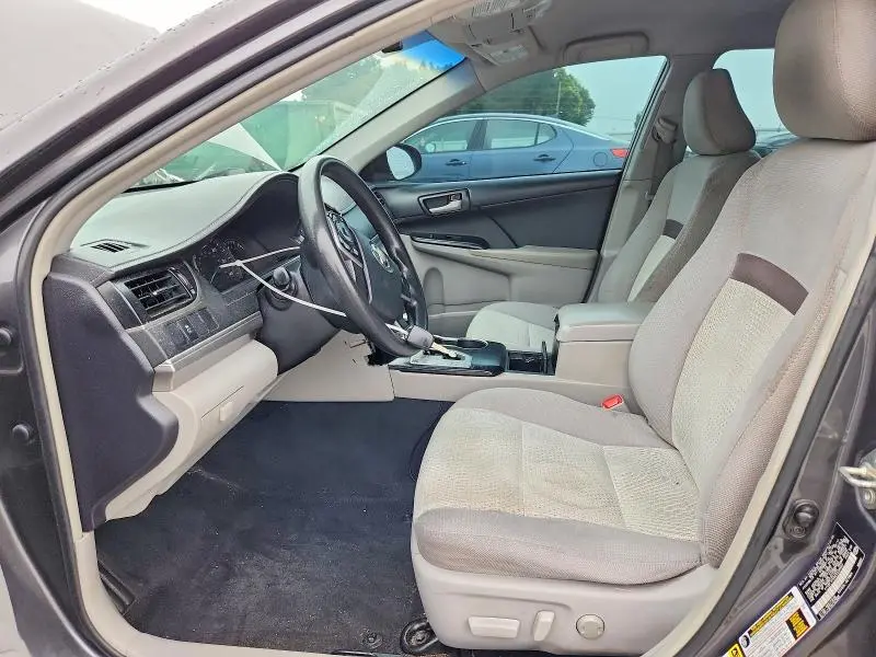2014 TOYOTA CAMRY LE  