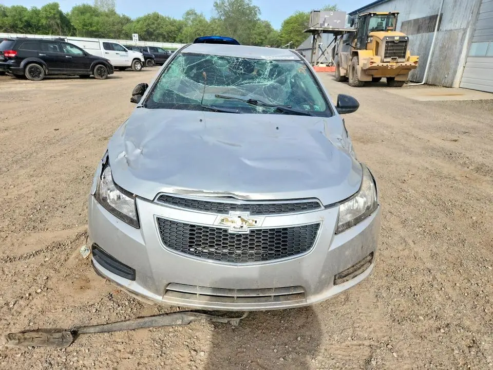 2014 CHEVROLET CRUZE LS  