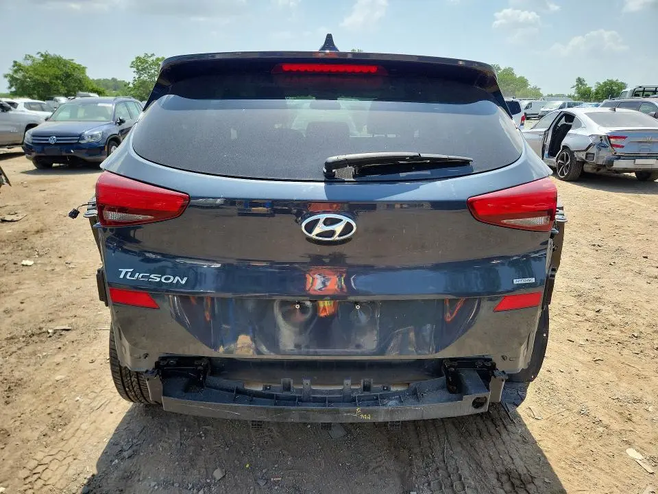2020 HYUNDAI TUCSON SE  