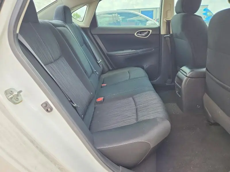 2016 NISSAN SENTRA SV  