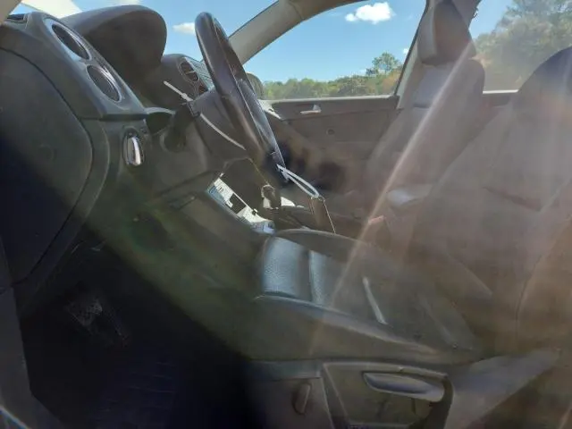 2017 VOLKSWAGEN TIGUAN S  