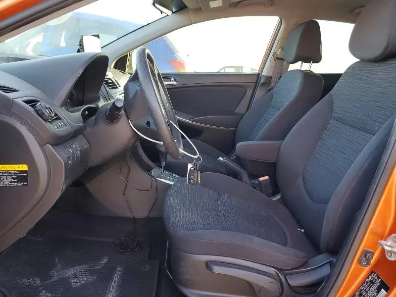 2015 HYUNDAI ACCENT GS  