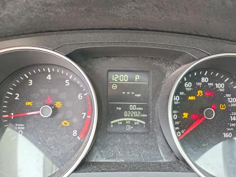 2015 VOLKSWAGEN JETTA SE  