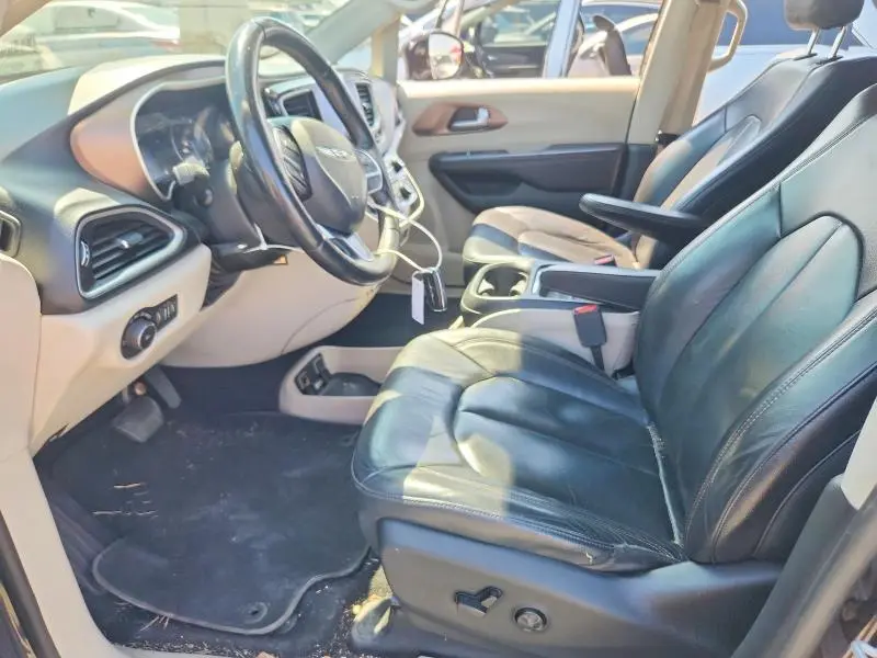 2017 CHRYSLER PACIFICA TOURING L  