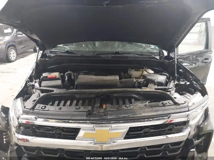 2024 CHEVROLET SILVERADO 1500 4WD  SHORT BED LT